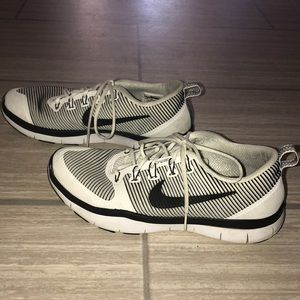 Nike Mens Tennis Shoes